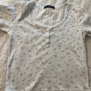 Brandy Melville top with buttons